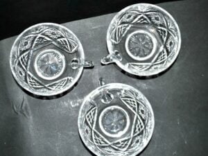 CRISTALLERIE LORRAINE Lot de 3 coupelles en cristal taillé