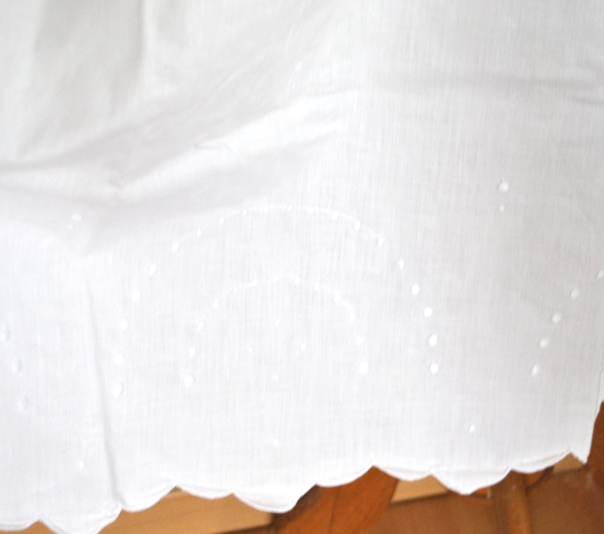Chemise de nuit - robe dessous vintage en coton brodé à pois T44/46 – Image 11