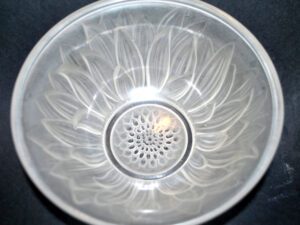 ETLING Vide-poche Coupe verre ART DECO fleurs Dahlia dlG Lalique