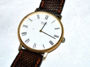 SEIKO Montre classique vintage à mouvement quartz - bracelet cuir lézard