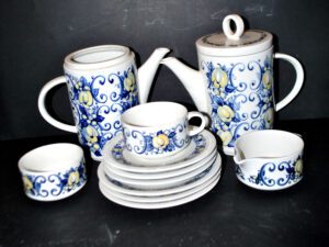 VILLEROY BOCH Service à café CADIZ Cafetière théière tasse porcelaine vintage 1970