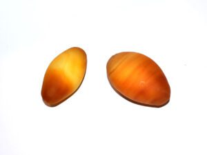 Murano? Lot de 2 Presse-papier Oeufs en verre ambre marbré mat 6cm