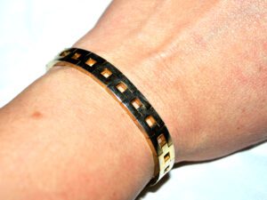 Bracelet vintage en métal doré à maille géométrique articulé 18cm