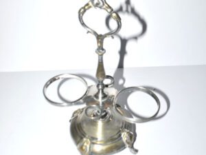 Huilier-Vinaigrier Serviteur de table en métal argenté Orfèvre BOULENGER