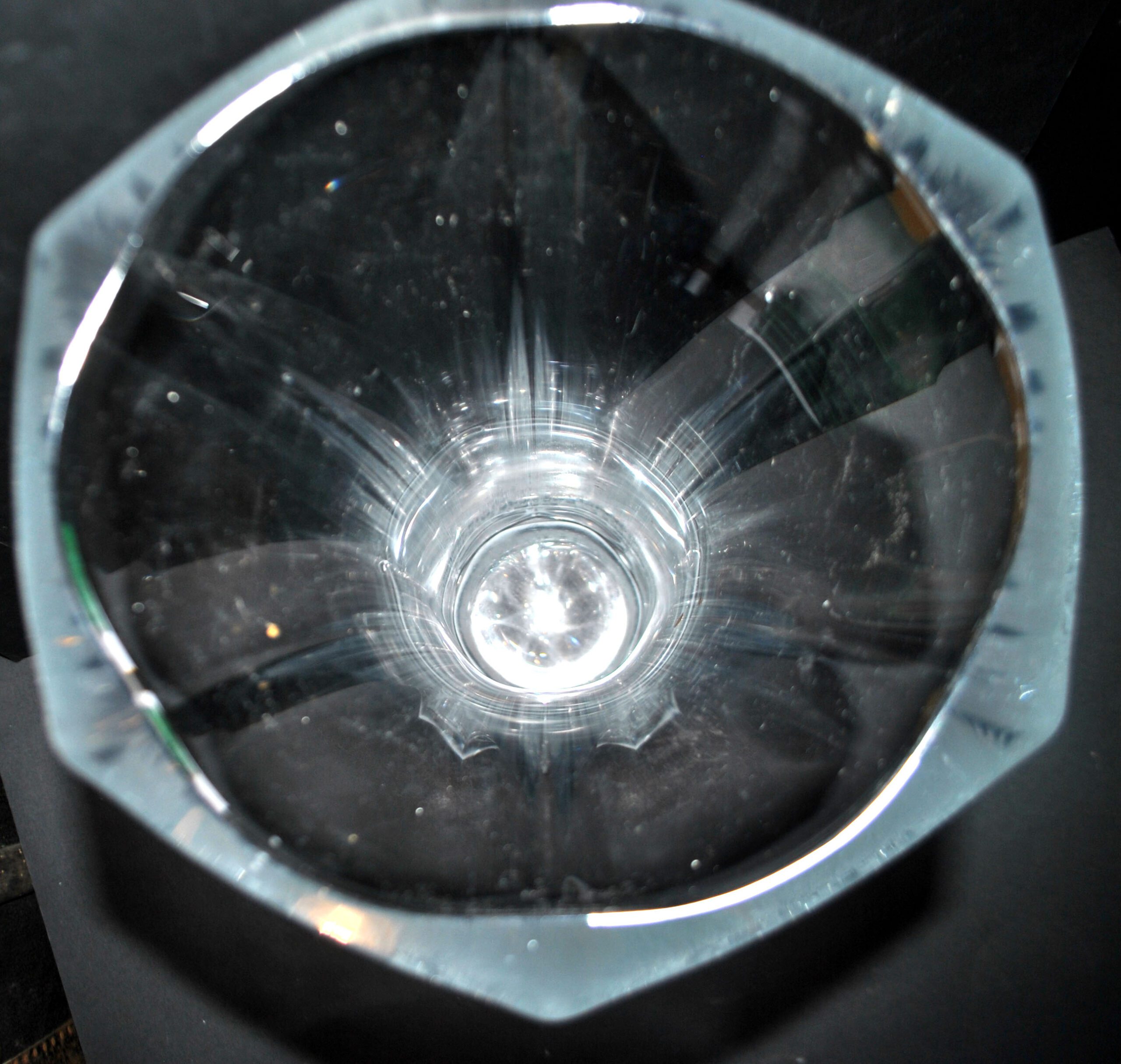 SEVRES Grand Vase en cristal moulé DESIGN Moderniste H48.5 – Image 6