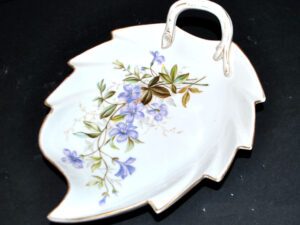 MEISSEN Ravier coupelle décor fleurs peint en porcelaine signé Meissen