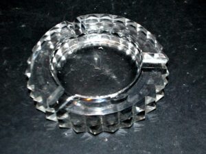 SAINT-LOUIS Cendrier en cristal Modèle DIAMANT Art Déco Taille 11167