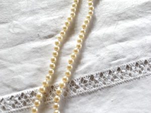 Collier de perle - bijou fantaisie vintage