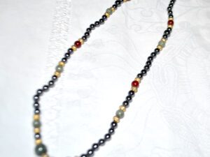 Collier de perle en pierre hématite - bijou vintage 50cm