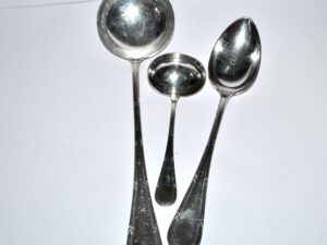 RENEKA Lot 3 cuillères à sauce et louche Rubans croisés nœuds en métal argenté