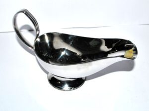 Saucière vintage décor perle piédouche en métal BB ROYAL France