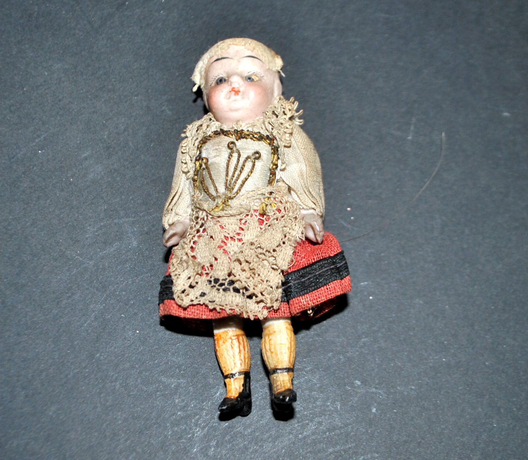 Poupée miniature mignonnette porcelaine 1900 - Antique doll 8cm – Image 3
