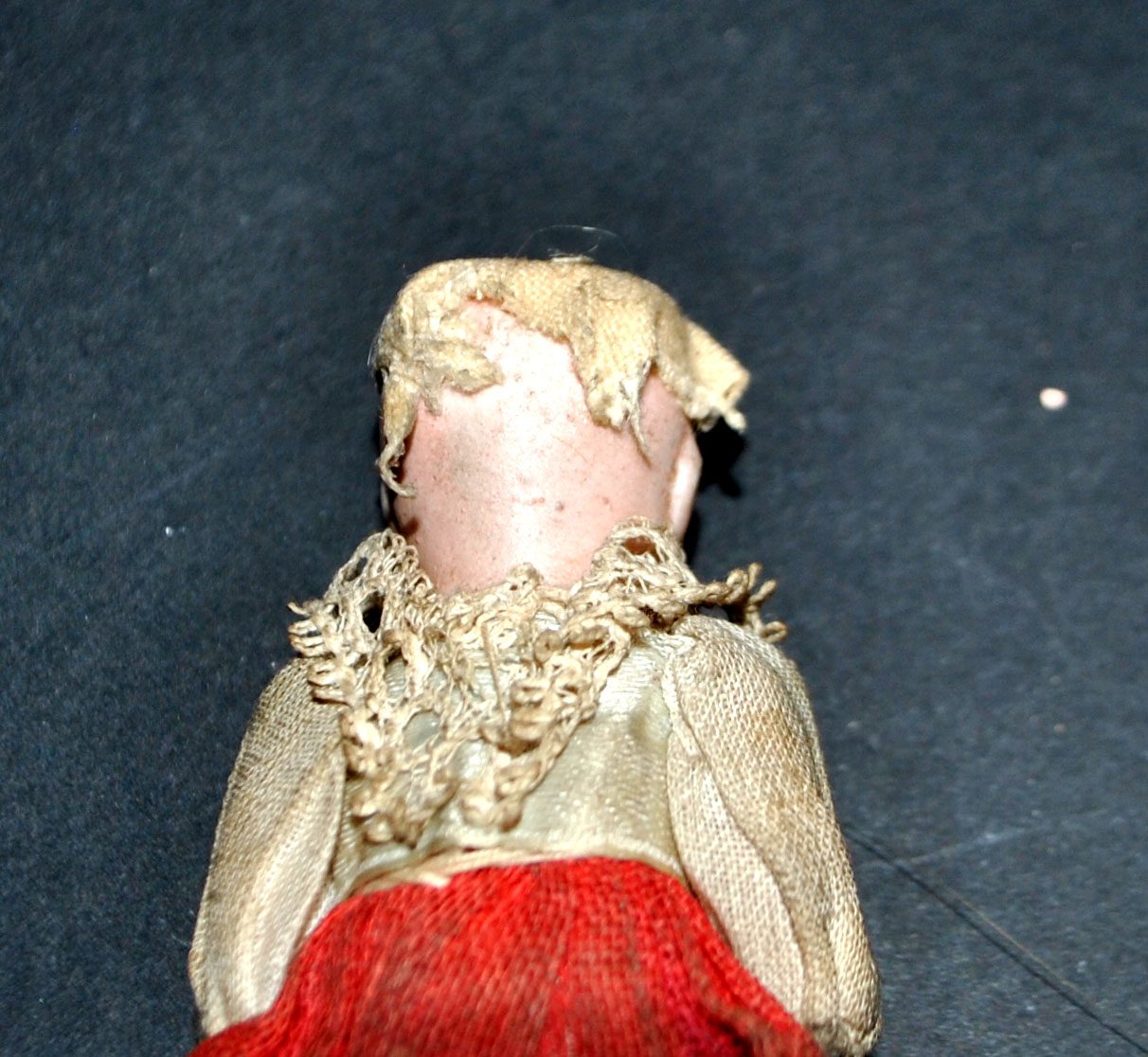 Poupée miniature mignonnette porcelaine 1900 - Antique doll 8cm – Image 7