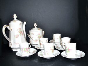LIMOGES UC Service Café rétro décor rose cafetière + sucrier + 6 tasses