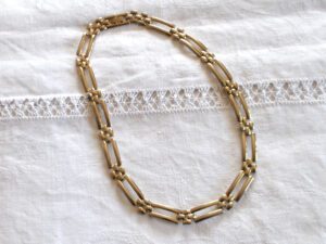 Collier chaîne large maille en métal doré - Bijou vintage