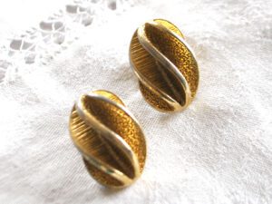 ORENA Boucles d'oreilles à CLIPS spirale Plaqué Or - Bijou vintage doré