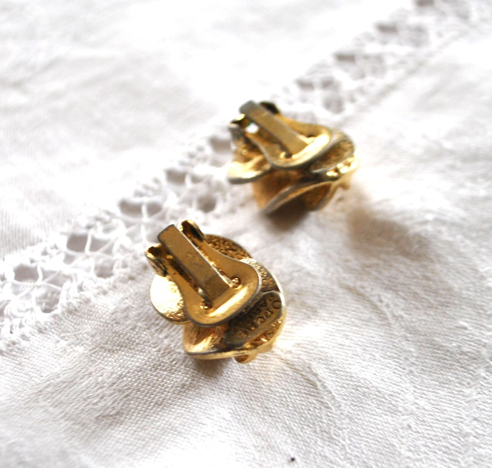 ORENA Boucles d'oreilles à CLIPS spirale Plaqué Or - Bijou vintage doré – Image 2
