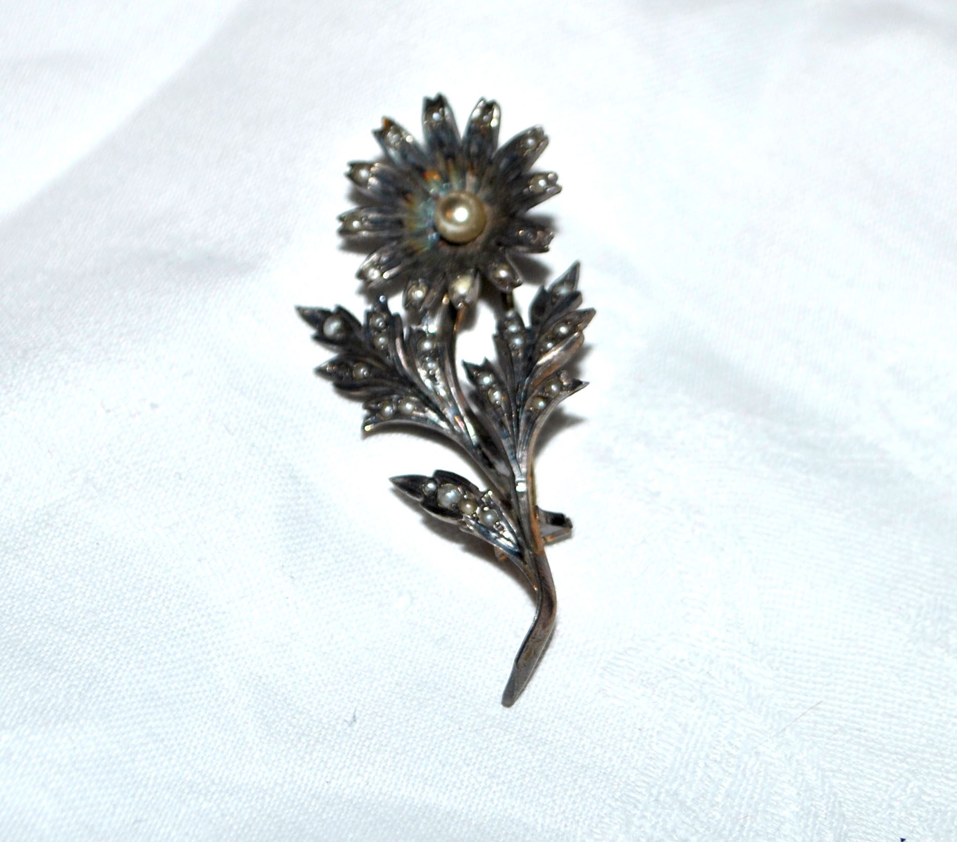 Broche ART NOUVEAU Fleur Marguerite en ARGENT et perles fines 1900 – Image 5