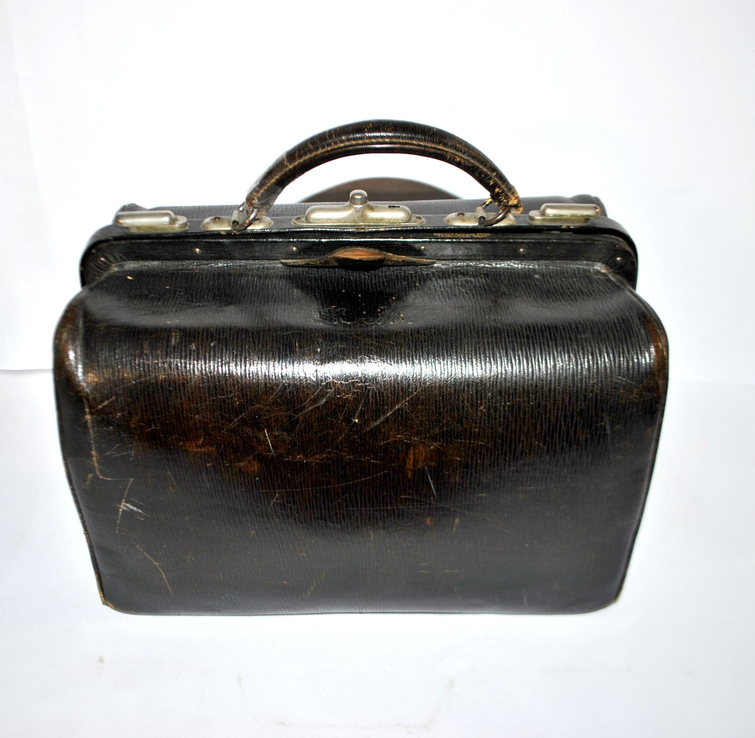 MOYNAT Sac de voyage ancien en cuir - mallette de docteur monogramme LM