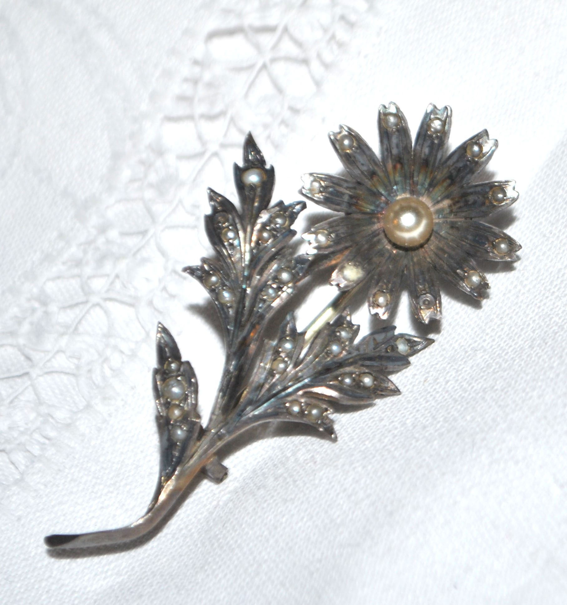 Broche ART NOUVEAU Fleur Marguerite en ARGENT et perles fines 1900 – Image 3