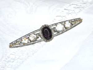 Broche vintage Barrette argenté cristal taillé violet et strass