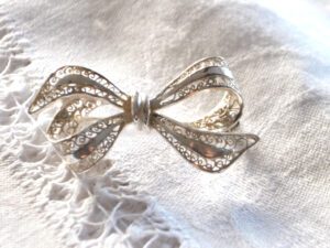 Broche nœud en Argent filigrane poinçon 835 - Bijou rétro