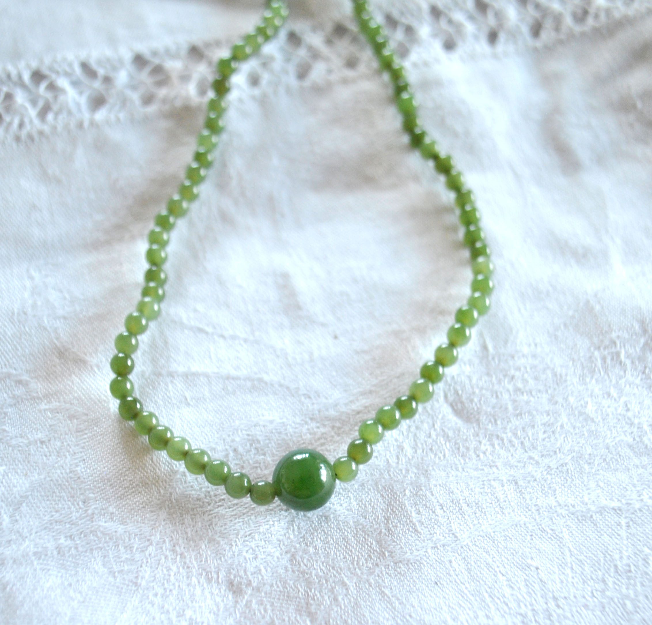 Collier ancien perle en pierre naturelle verte Jade jaspe? 34cm – Image 7