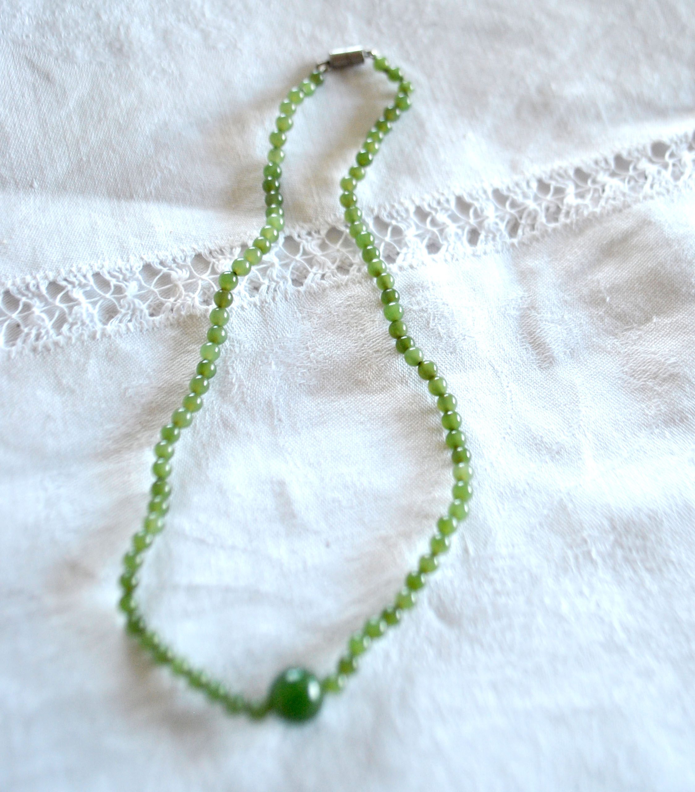 Collier ancien perle en pierre naturelle verte Jade jaspe? 34cm – Image 8