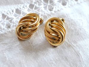 Grossé Boucles d'oreilles clips en plaqué Or DIOR Germany 1960-1970