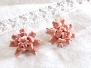 Boucles d'oreilles CLIPS fleurs rose - Bijou vintage 1960-1970