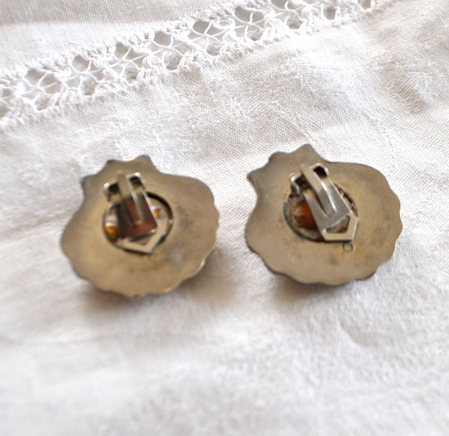 Boucles d'oreilles CLIPS vintage Coquillage argenté 3cm – Image 6