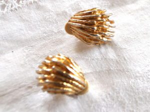 Boucles d'oreilles CLIPS signé P&M PARIS - Bijou vintage doré