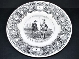 SARREGUEMINES U&C Assiette illustrée parlante Garde Impériale "Napoléon"  19e s.