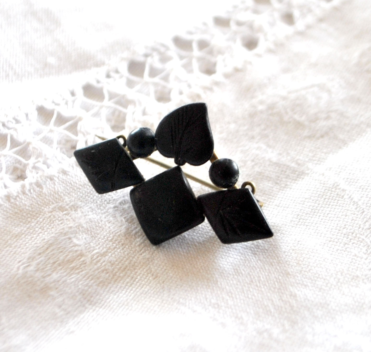 Broche ancienne en pierre noir jais - Bijou de deuil 1900 – Image 11