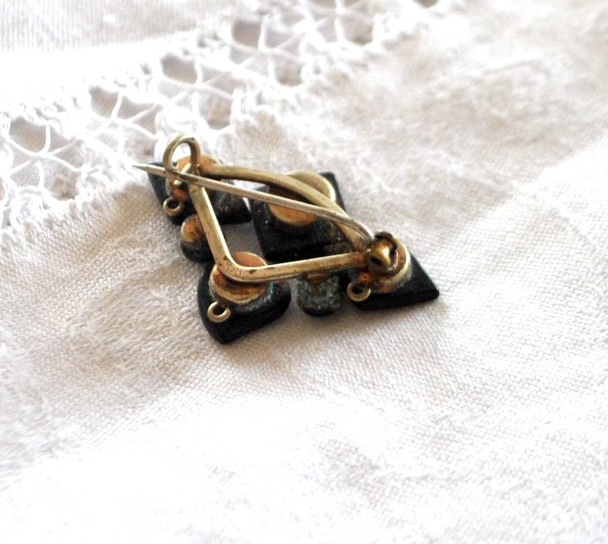 Broche ancienne en pierre noir jais - Bijou de deuil 1900 – Image 3