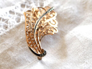 Broche OR sur Argent 835 Vermeil - Corne abondance filigrane marcassite