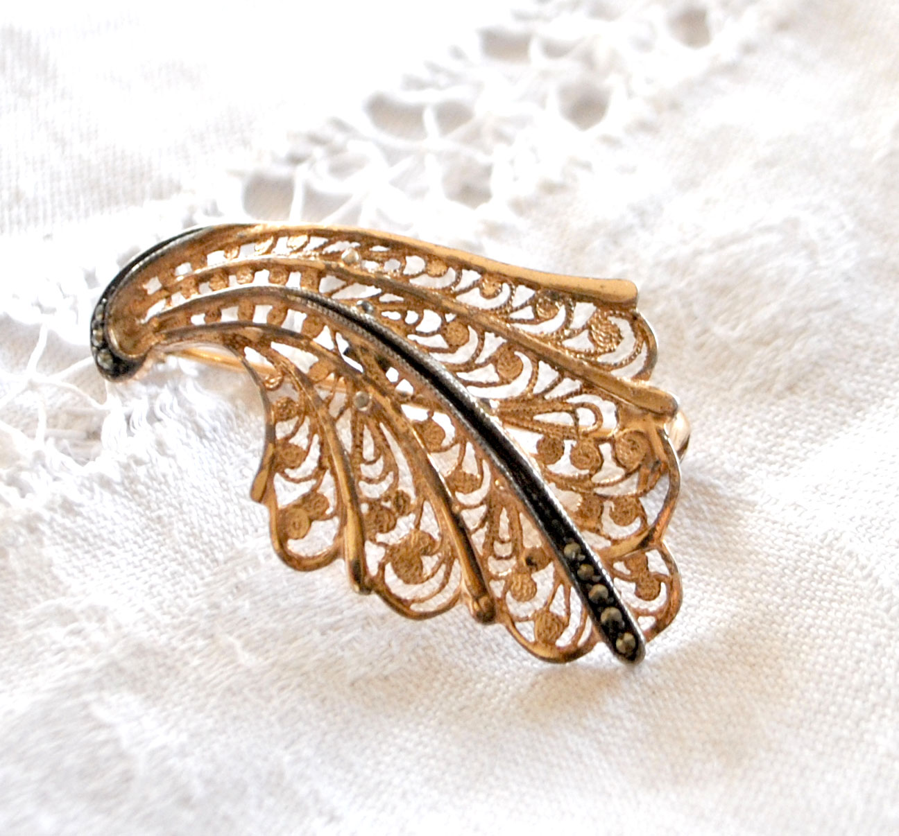 Broche OR sur Argent 835 Vermeil - Corne abondance filigrane marcassite – Image 9