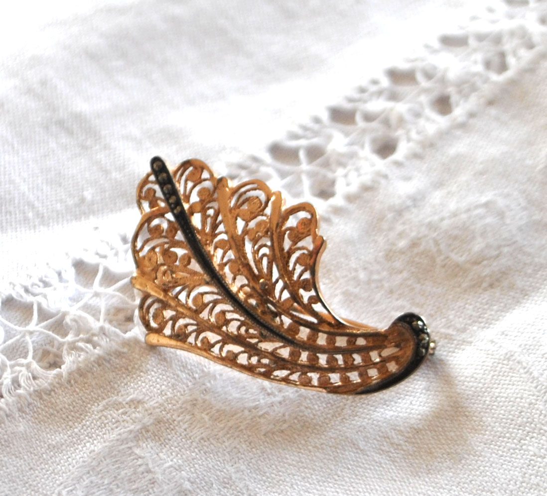 Broche OR sur Argent 835 Vermeil - Corne abondance filigrane marcassite – Image 4