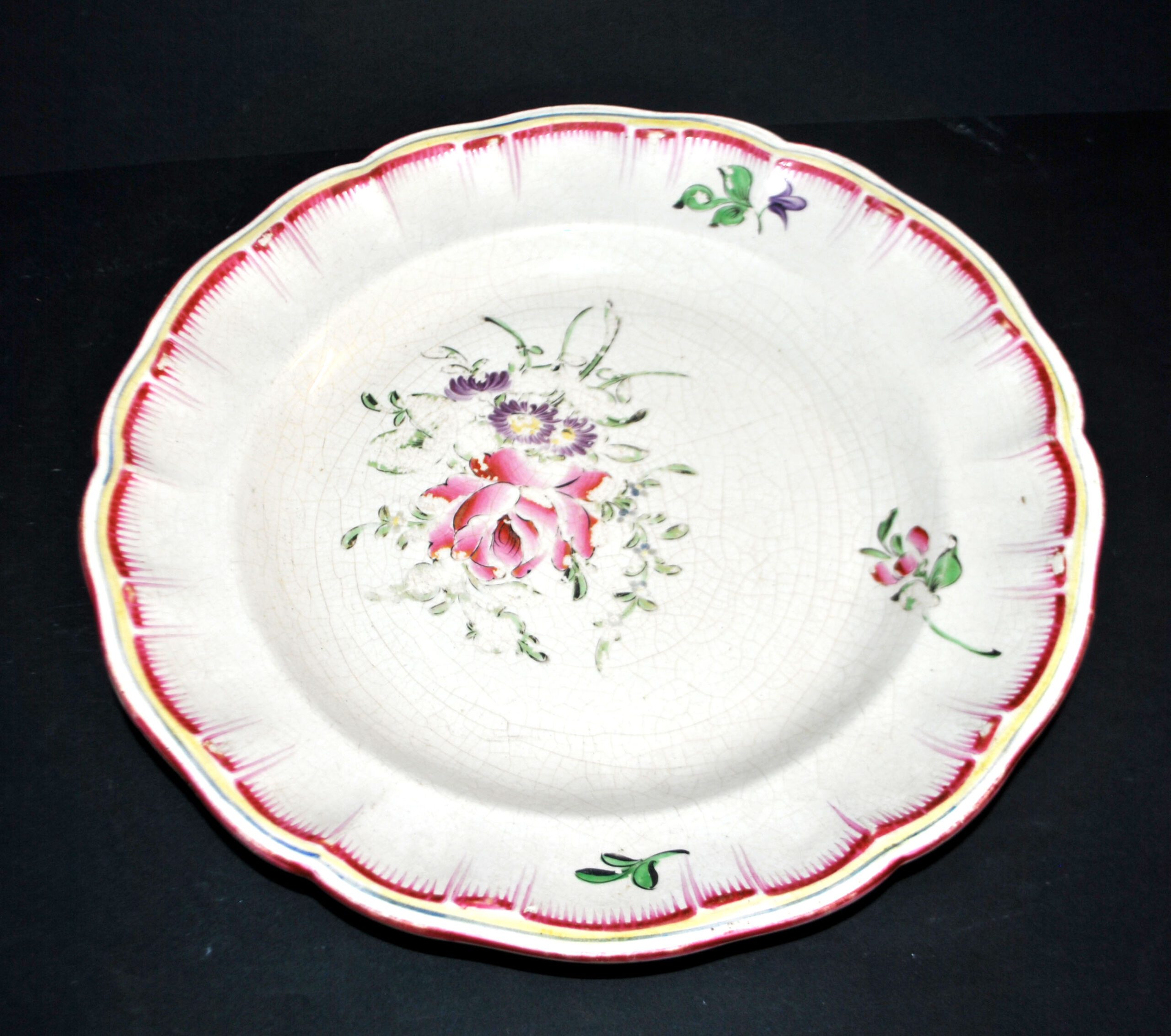 LUNEVILLE Plat fleuri décor réverbère vieux Strasbourg en faïence signé KG – Image 3