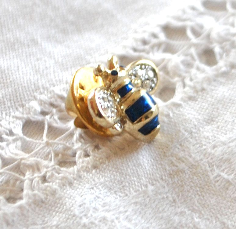 Broche Pin's insecte Abeille doré strass et émail BIJOU VINTAGE 2 cm – Image 2