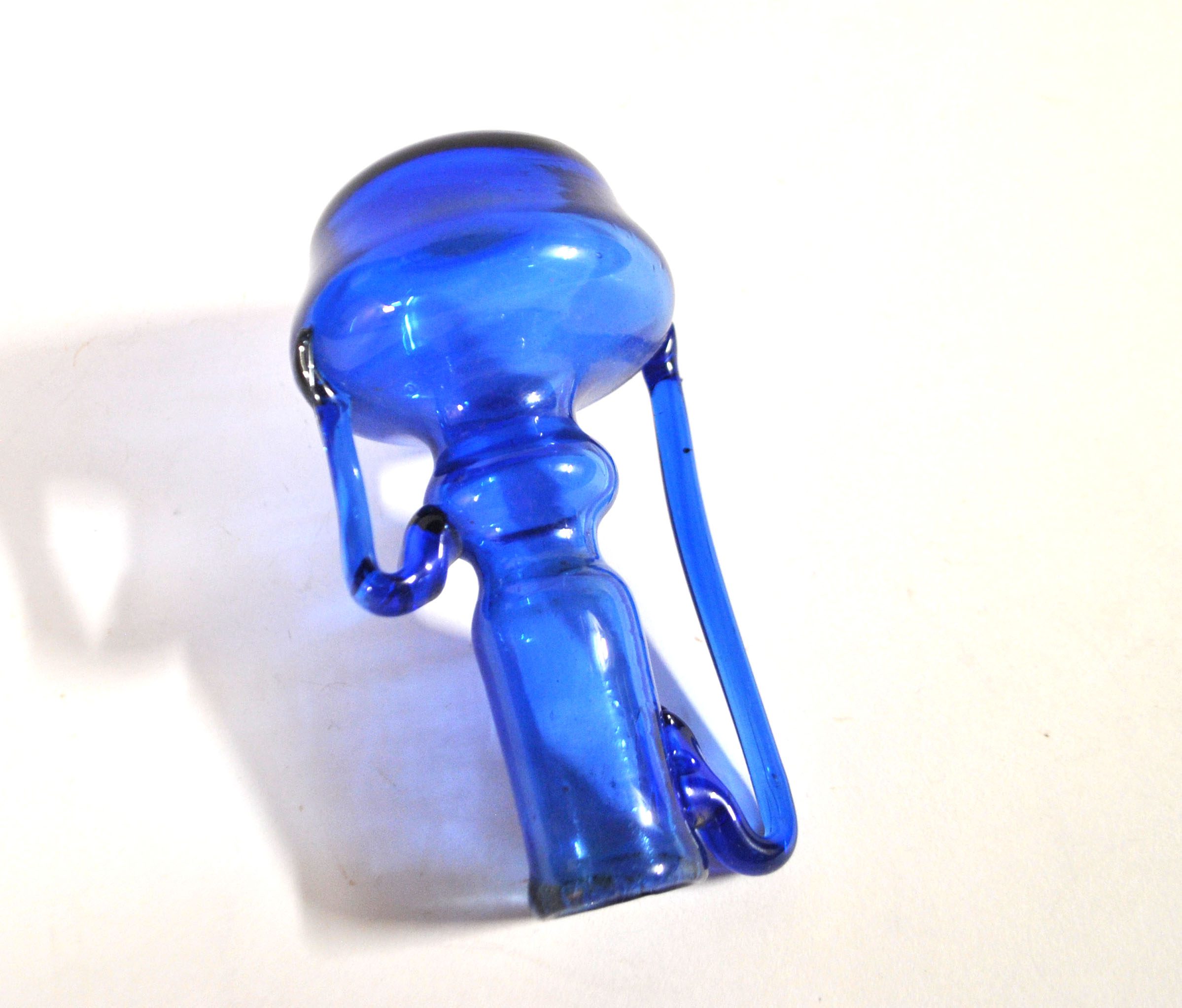 Vase soliflore flacon miniature ancien en verre soufflé bleu ARTISANAT 1900 – Image 11