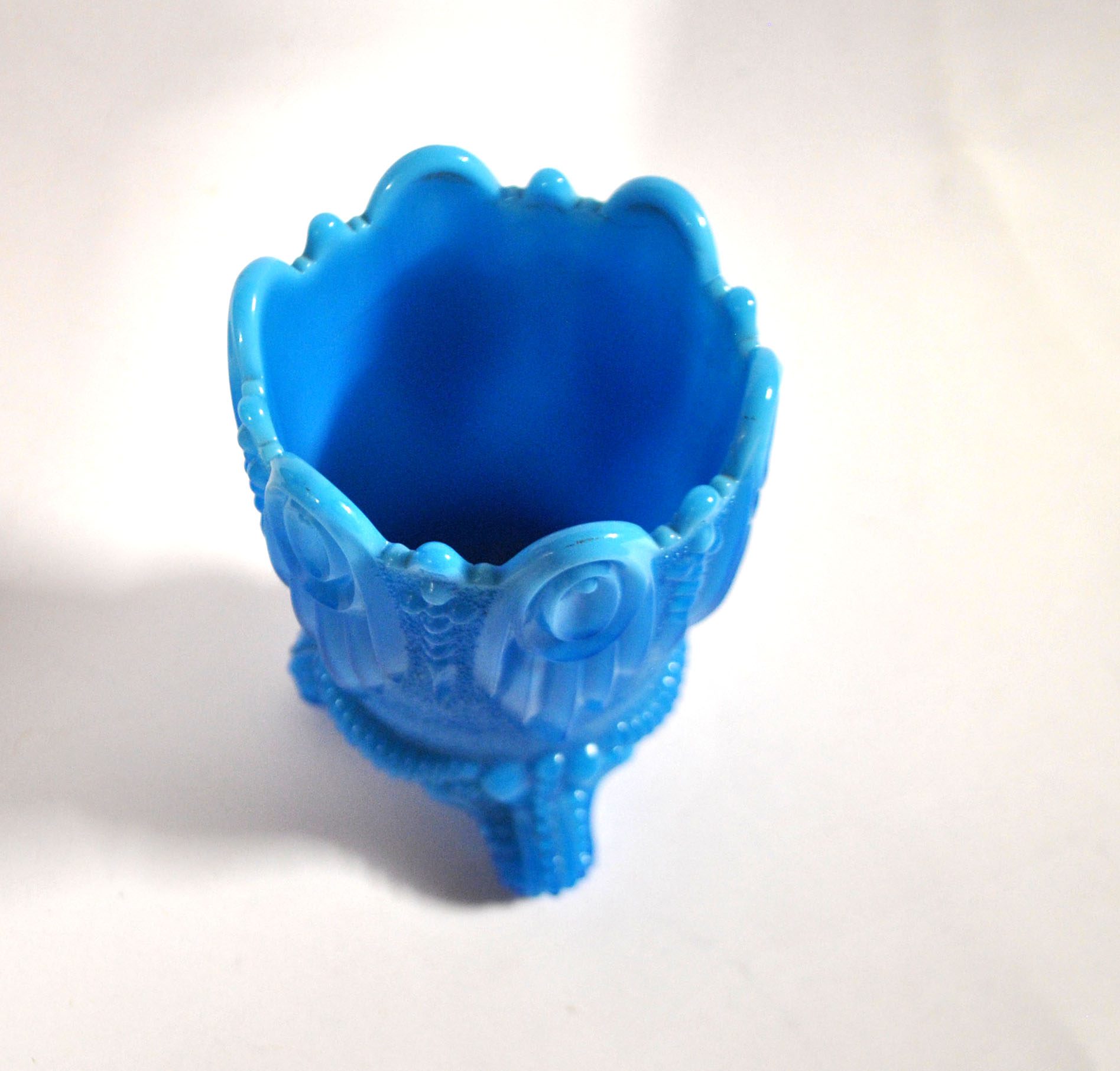 PORTIEUX Gobelet photophore en opaline GOTHIQUE en opaline bleu signé - 1910 – Image 6