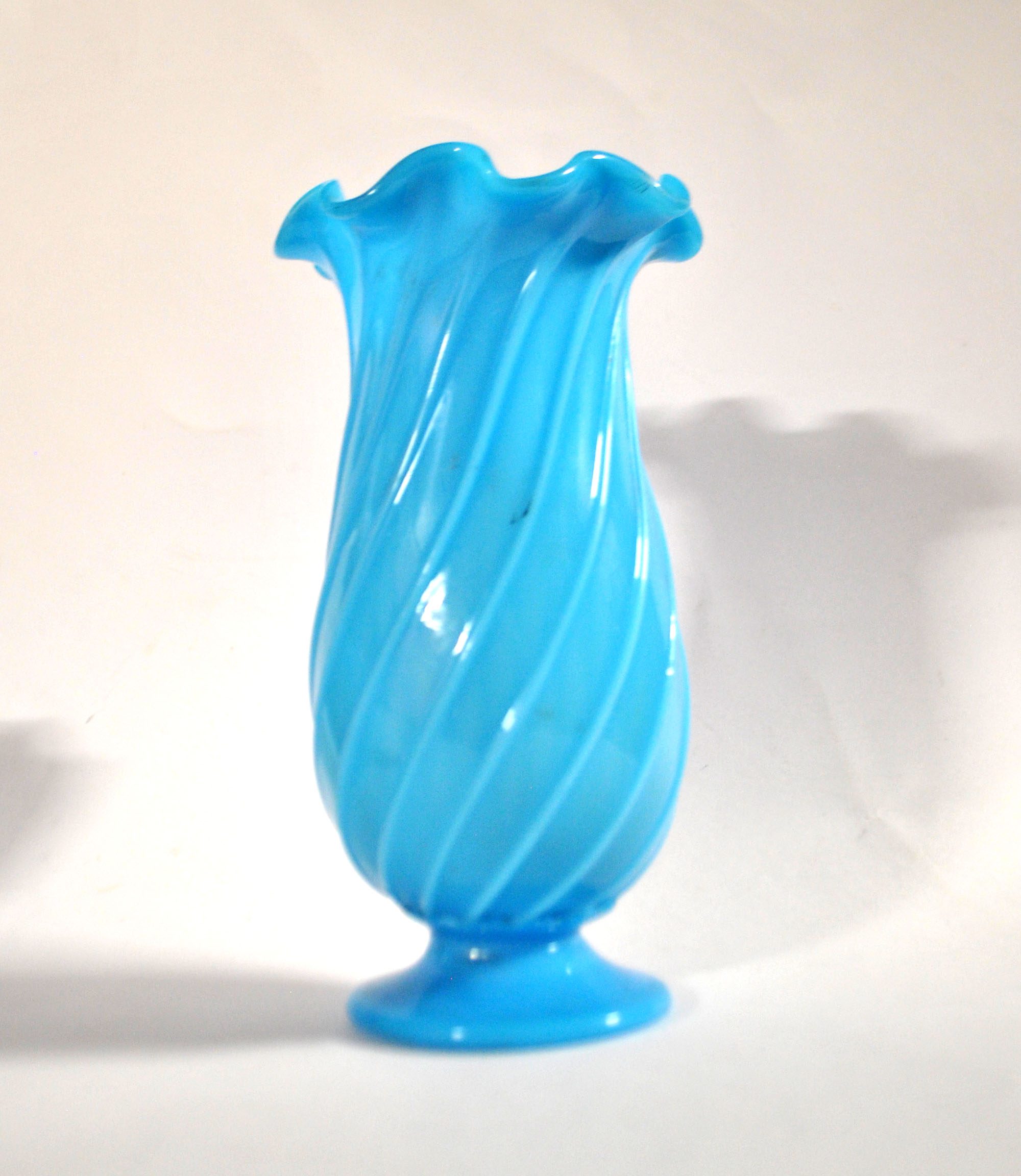 Vallerysthal Vase ancien en opaline soufflé bleu turquoise côtes torses – Image 4