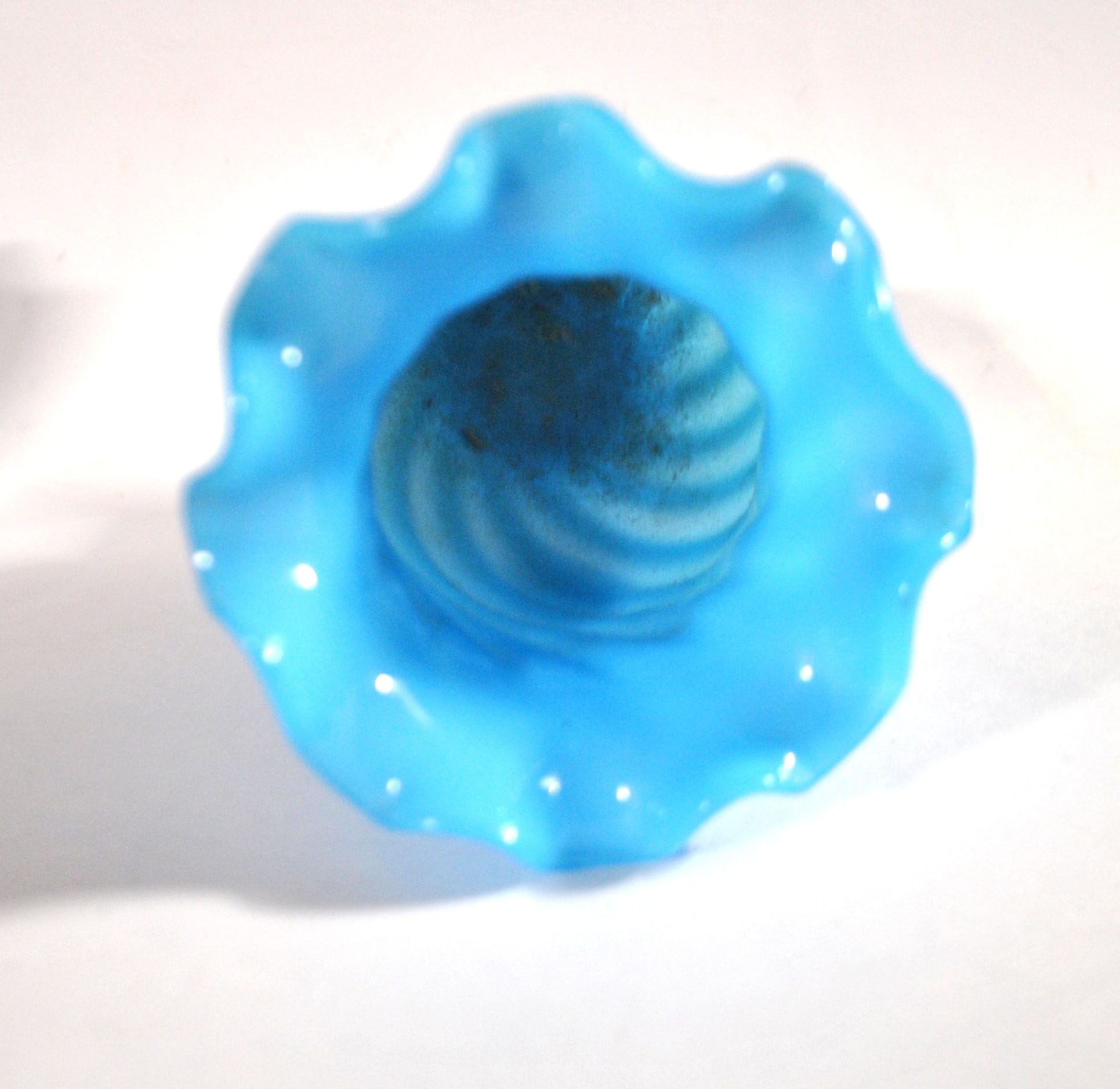 Vallerysthal Vase ancien en opaline soufflé bleu turquoise côtes torses – Image 8