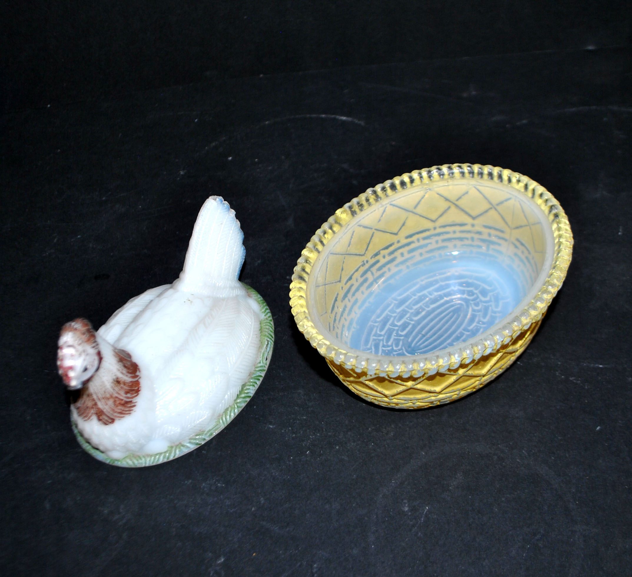 PORTIEUX Boite sucrier bonbonnière POULE en opaline blanche émaillé 1900-1910 – Image 16