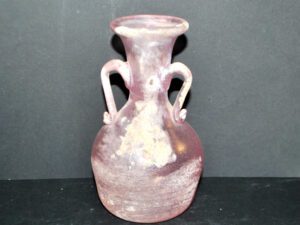 Vase amphore à l'antique en verre soufflé rose irisé - Murano Italie XXe