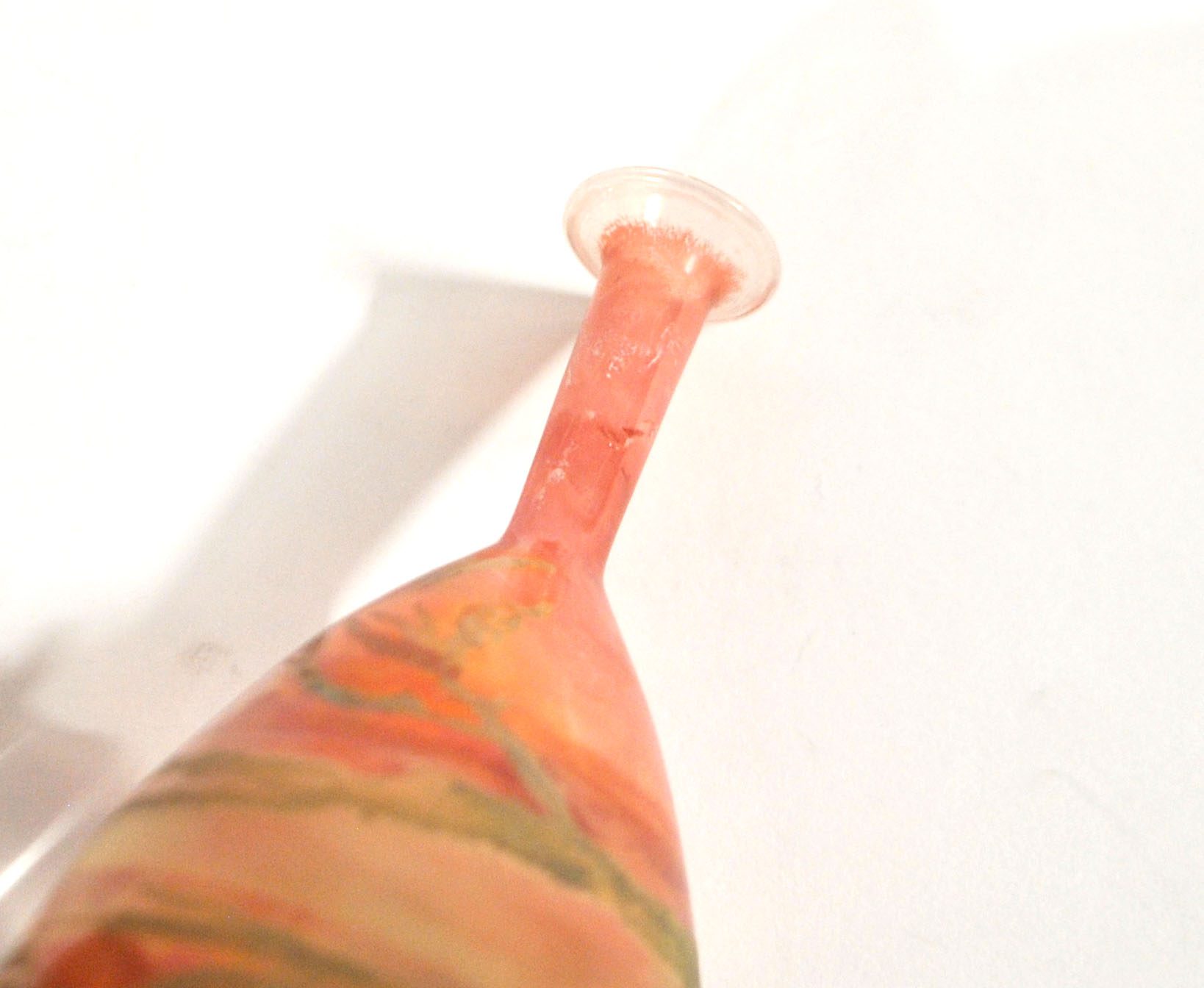 Flacon à parfum en verre soufflé orange irisé Verrier Philippe MERLOZ – Image 3