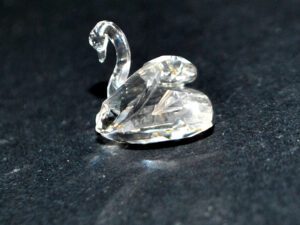 SWAROVSKI Cygne Figurine Décoration CRISTAL taillé signé logo SC vintage 1980