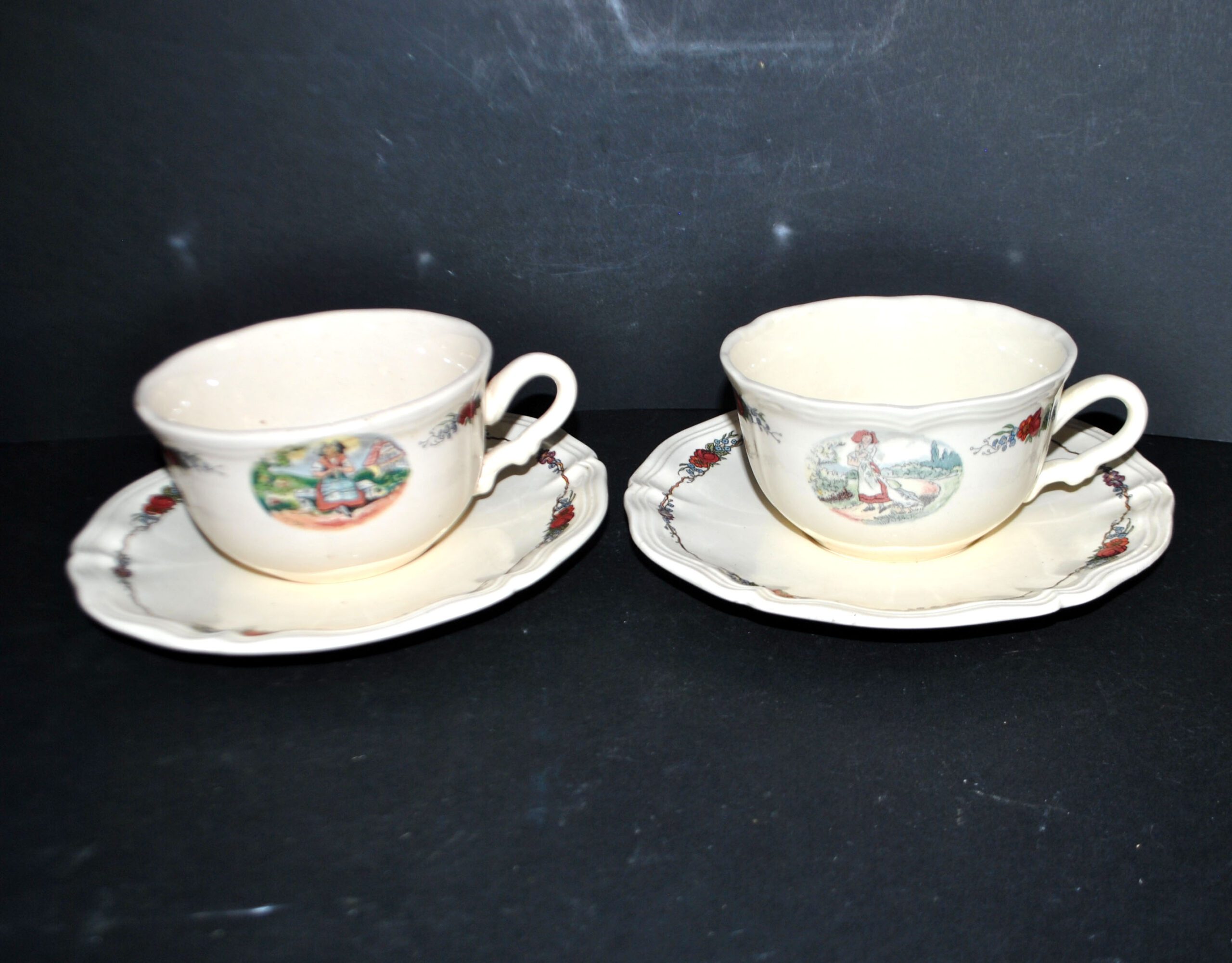 SARREGUEMINES Lot 2 tasses déjeuner Faïence OBERNAI Ganzeliese et Tricot