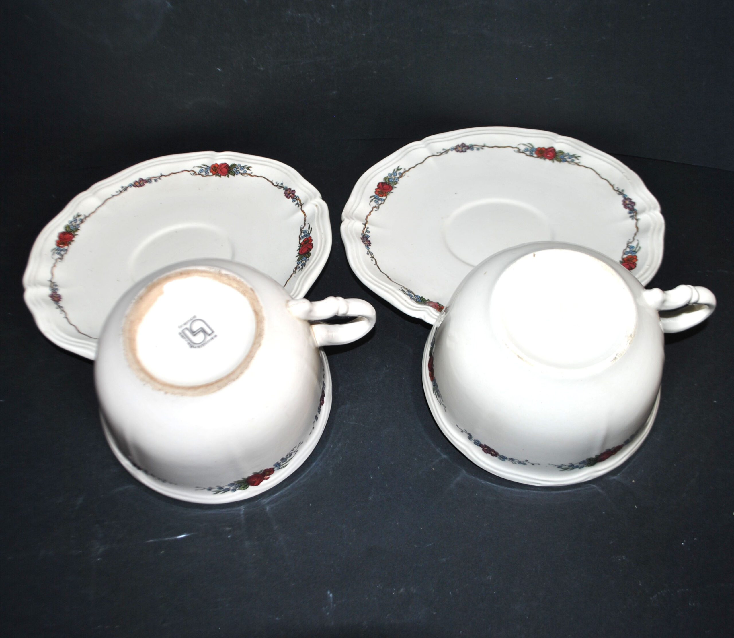 SARREGUEMINES Lot 2 tasses déjeuner Faïence OBERNAI Ganzeliese et Tricot – Image 7